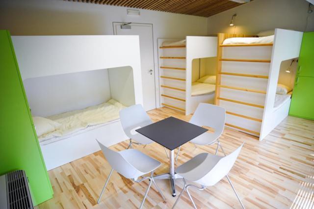 Youth Hostel Ajdovščina Rum bild